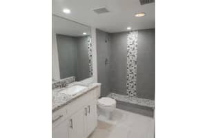 12900 7th Court, Pembroke Pines, FL 33027 - MLS#B26026101