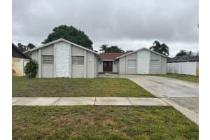 589 Cashiers Drive, West Palm Beach, FL 33413 - MLS#B26026131
