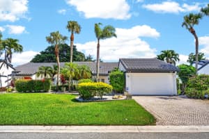 17 Villa Lane, Boynton Beach, FL 33436 Sold 06/10/26