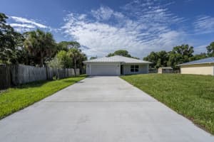 8003 Hibiscus Road, Fort Pierce, Fl 34951, Fort Pierce