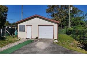 801 C Street, Lake Worth Beach, FL 33460 - MLS#B26026175