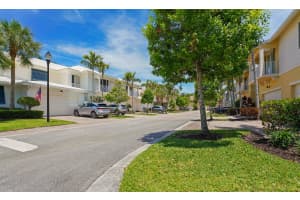 3121 Yorkshire Lane, Palm Beach Gardens, FL 33418 - MLS#B26026177