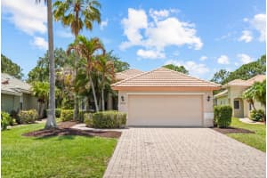 3716 Deer Oak Drive, Jensen Beach, FL 34957 - MLS#B26026212