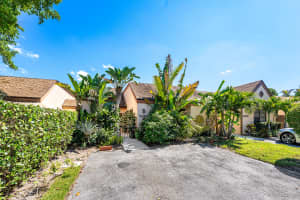 5202 Tarregon Lane, Palm Beach Gardens, FL 33418 - MLS#B26026225