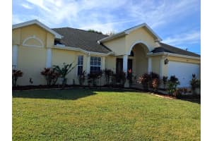 242 Amesbury Avenue, Port Saint Lucie, FL 34953 - MLS#B26026231