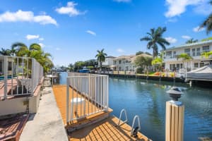 330 9th Court, Pompano Beach, FL 33060 - MLS#B26026245