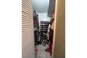 7300 17th Street, Plantation, FL 33313 - MLS#B26026261