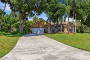1960 9th Avenue, Okeechobee, FL 34974 - MLS#B26026296