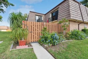 564 Springdale Circle, Palm Springs, Fl 33461, Palm Springs
