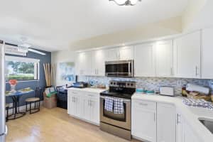 15461 Pembridge Drive, Delray Beach, FL 33484 - MLS#B26026366