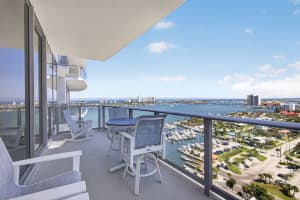 220 Lake Shore Drive, West Palm Beach, FL 33403 - MLS#B26026418