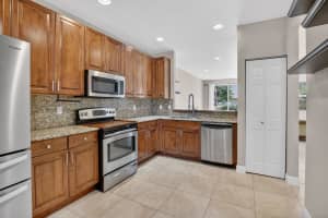 9761 Darlington Place, Cooper City, FL 33328 - MLS#B26026431