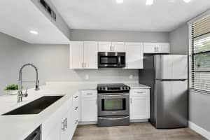 3636 Whitehall Drive, West Palm Beach, FL 33401 - MLS#B26026439