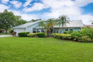 2415 Cove View, Stuart, FL 34994 - MLS#B26026475