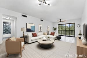 200 Jacaranda Country Club Drive, Plantation, FL 33324 - MLS#B26026491