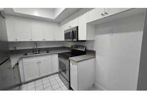 6200 Falls Circle Drive, Lauderhill, FL 33319 - MLS#B26026517