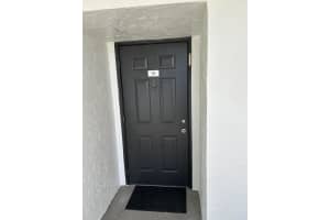 4725 Lucerne Lakes Boulevard 115, Greenacres, Fl 33467, Greenacres