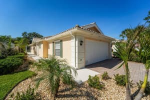 8439 Retreat Drive, Hobe Sound, FL 33455 - MLS#B26026560