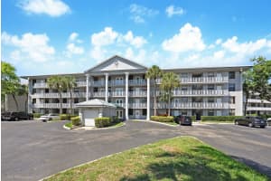 1528 Whitehall Drive, Davie, FL 33324 - MLS#B26026584