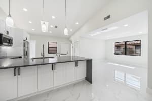 6371 Kings Gate Circle, Delray Beach, FL 33484 - MLS#B26026592
