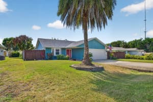 150 9th Court, Vero Beach, FL 32962 - MLS#B26026609