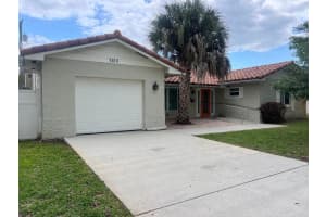 7819 Nw 40th Street, Coral Springs, Fl 33065, Coral Springs