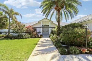 550 SE Ashley Oaks Way, Stuart, FL 34997, - MLS#B26026664