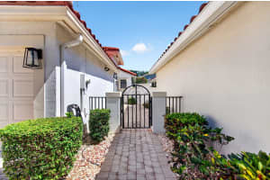 7169 Foxworth Court, Boynton Beach, FL 33437 - MLS#B26026669