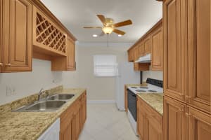 2340 22nd Avenue, Delray Beach, FL 33445 - MLS#B26026690