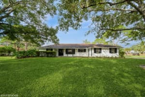 595 11th Avenue, Vero Beach, FL 32962 - MLS#B26026703