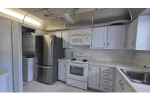 6020 NW 44th St APT 108, Lauderhill, FL 33319, - MLS#B26026719
