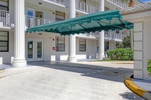 3650 Whitehall Drive, West Palm Beach, FL 33401 - MLS#B26026774