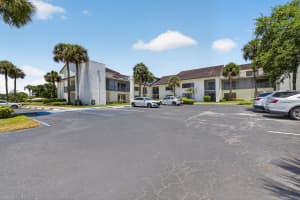 3500 Twin Lakes Terrace, Fort Pierce, FL 34951 - MLS#B26026801