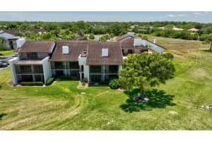 3500 Twin Lakes Terrace, Fort Pierce, FL 34951 - MLS#B26026801
