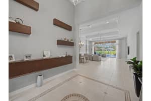 76 Laguna Drive, Palm Beach Gardens, FL 33418 - MLS#B26026846