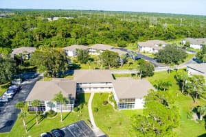 28 Lake Vista Trail, Port Saint Lucie, FL 34952 - MLS#B26026865
