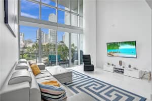 90 3rd Street, Miami, FL 33130 - MLS#B26026869