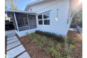 912 Tarpon Avenue, Stuart, FL 34994 - MLS#B26026882