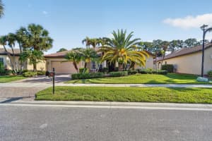 854 Saint Tropez Court, Port Saint Lucie, FL 34986 - MLS#B26026966