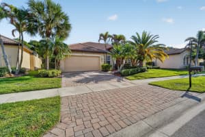854 Saint Tropez Court, Port Saint Lucie, FL 34986 - MLS#B26026966