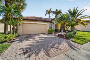 854 Saint Tropez Court, Port Saint Lucie, FL 34986 - MLS#B26026966