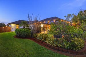 686 Hoffenberg Avenue, Port Saint Lucie, FL 34953 - MLS#B26026972