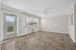 19 Hastings B, West Palm Beach, FL 33417, West Palm Beach, FL 33417 - MLS#B26026995