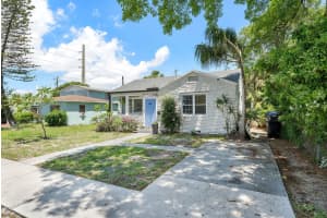 961 32nd Street, West Palm Beach, FL 33407 - MLS#B26027010