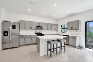 975 3rd Terrace, Pompano Beach, FL 33060 - MLS#B26027056