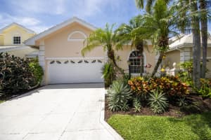 264 W Canterbury Dr W W, Palm Beach Gardens, FL 33418, Palm Beach Gardens, FL 33418 - MLS#B26027096