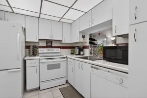 1170 Federal Highway, Fort Lauderdale, FL 33304 - MLS#B26027126