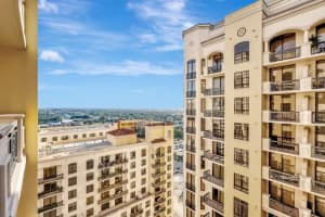 701 Olive Avenue, West Palm Beach, FL 33401 - MLS#B26027139