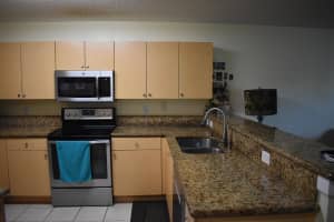 1043 Imperial Lake Road, West Palm Beach, FL 33413 - MLS#B26027174