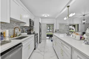 6328 Longboat Ln Lane, Boca Raton, FL 33433 - MLS#B26027185